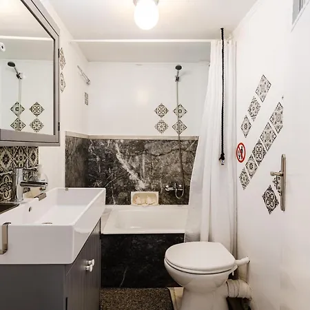 Mets Apartment Athens