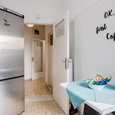 Apartment Mets